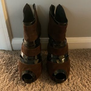 Tory Burch Open Toe Heels